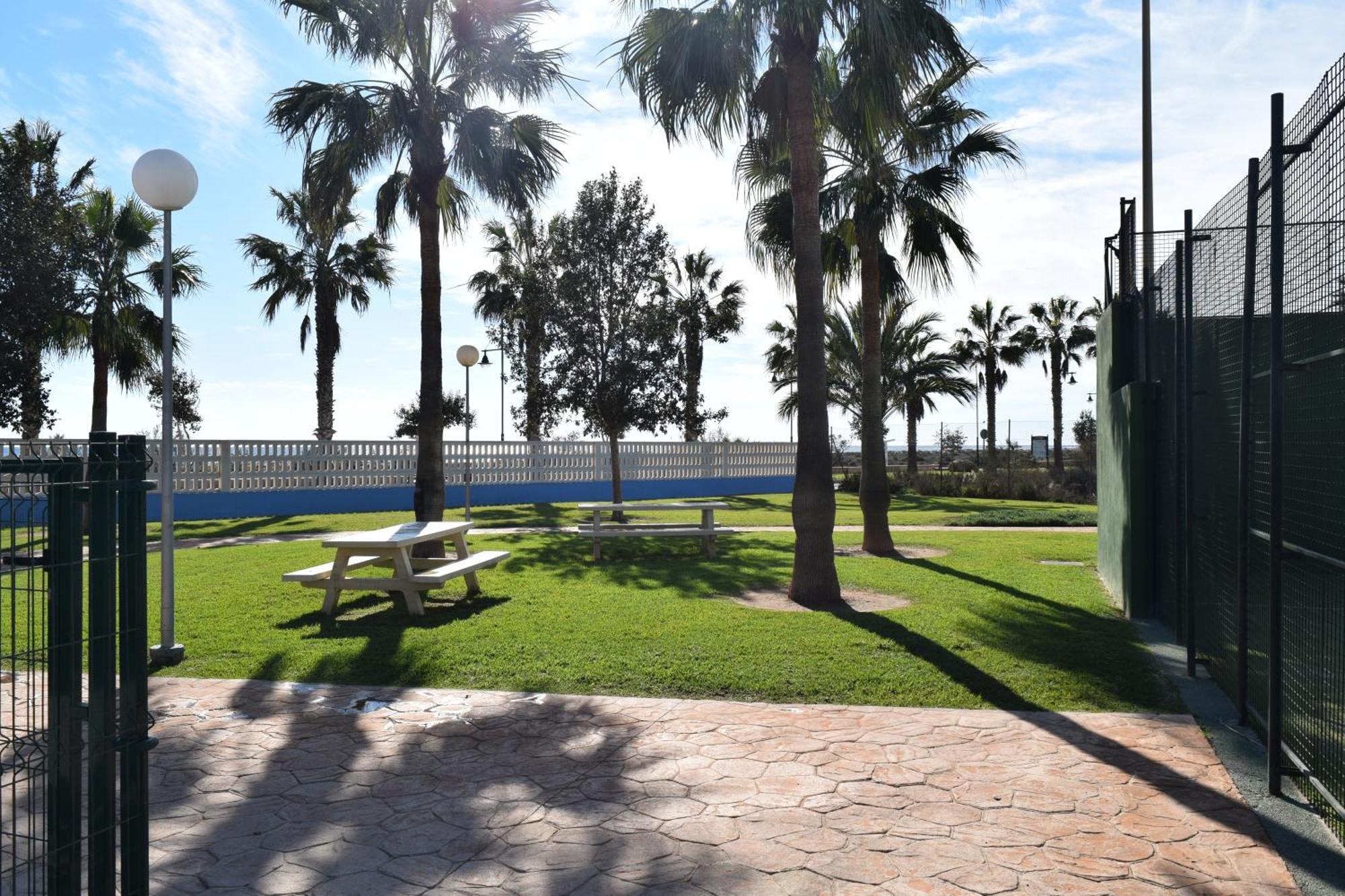 Luxurious Spacious Three Bedroom Apartment On Beachfront Almerimar Luaran gambar