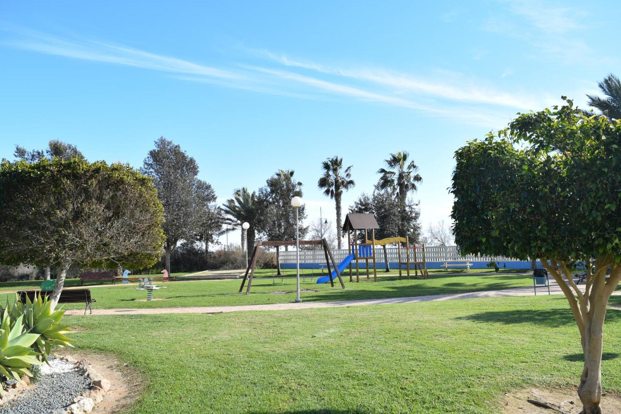 Luxurious Spacious Three Bedroom Apartment On Beachfront Almerimar Luaran gambar